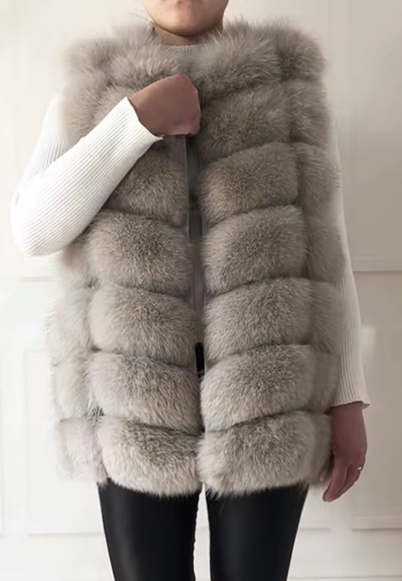 Genuine Fox Vest – Sandstone Layer