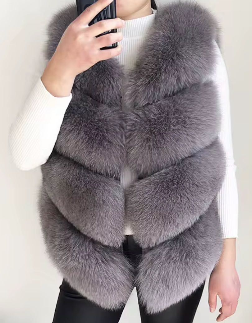 Genuine Fox Vest – Charcoal V-Panel